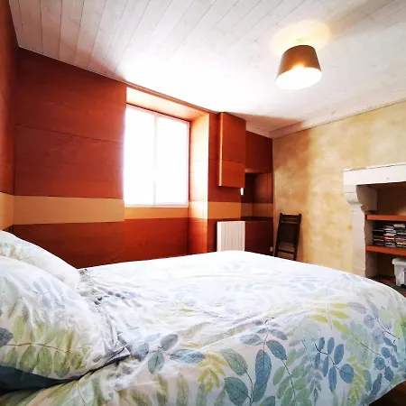 別荘 La Maison De Thomas Saint-Amant-de-Boixe