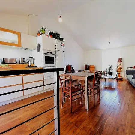 別荘 La Maison De Thomas Saint-Amant-de-Boixe